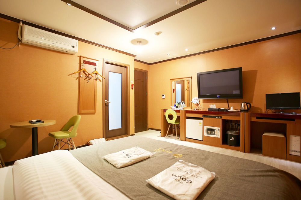 Ost Hotel Chuncheon Zewnętrze zdjęcie