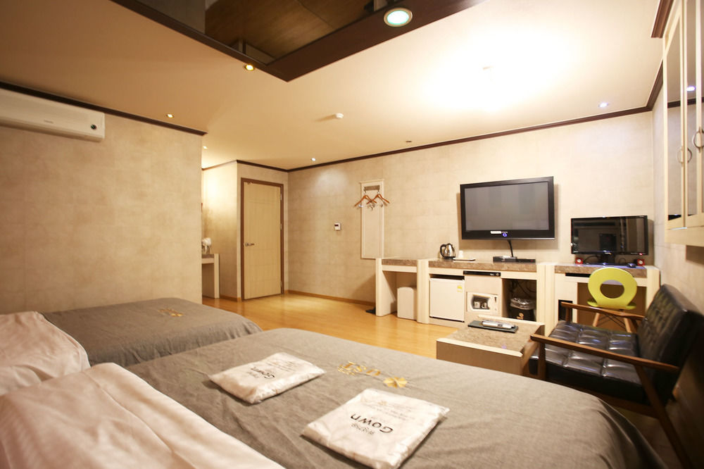 Ost Hotel Chuncheon Zewnętrze zdjęcie