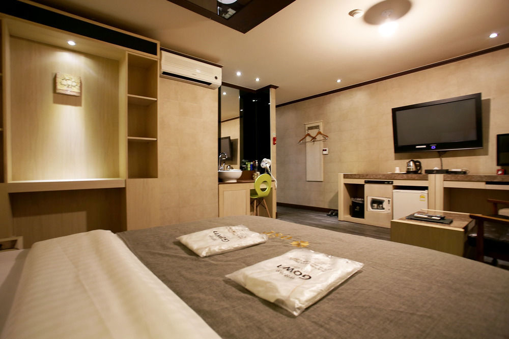 Ost Hotel Chuncheon Zewnętrze zdjęcie