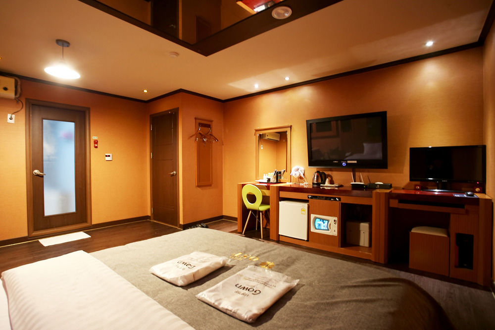 Ost Hotel Chuncheon Zewnętrze zdjęcie