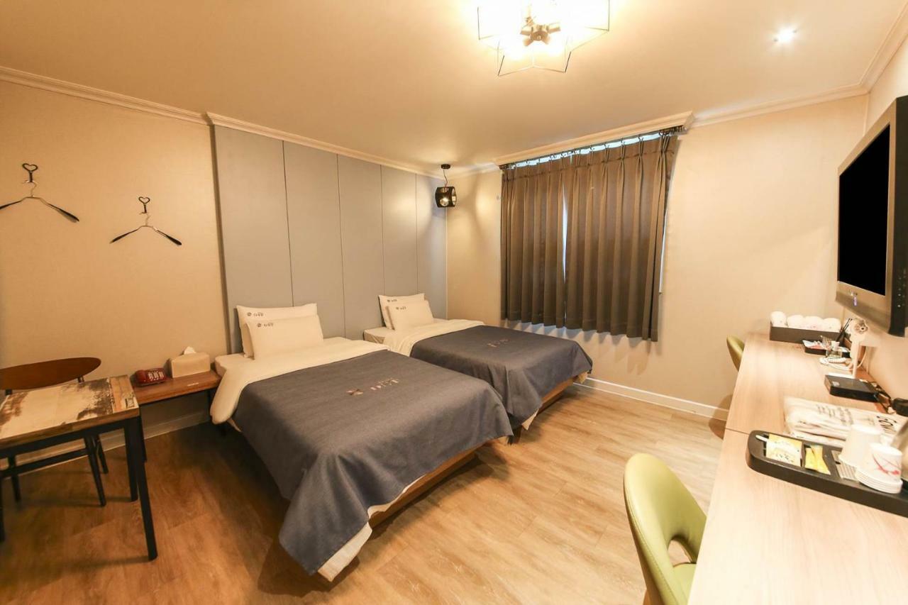 Ost Hotel Chuncheon Zewnętrze zdjęcie